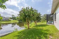 Large Pool/Spa Home Minutes from Beach with Arcade Games and Canal for Fishing.