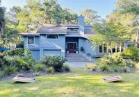 Newly renovated KIAWAH ISLAND home! Spacious, comfy, TWO PRIMARY BEDROOM SUITES!