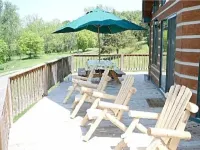 Papa Bear's River Cabin- 3 bedroom, 2 full bath, Riverfront