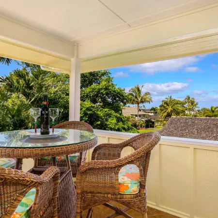 AIR CONDITIONED HOME FEATURED ON TV - CLOSELY LOCATED TO BEAUTIFUL N SHORE BEACH