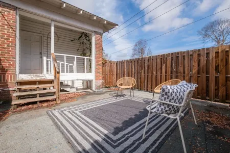 Historic Highland Park Gem Отели рядом с достопримечательностью «Amtrak - Birmingham»