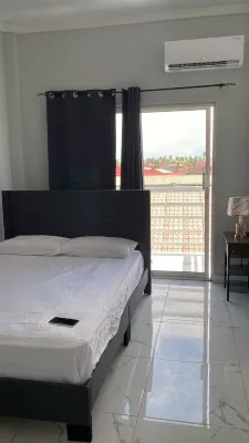 Tropical Suite Отели в г. 