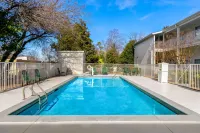Quality Inn Fayetteville Near Historic Downtown Square Hotels in Fayetteville