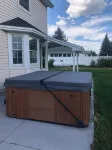 Hot Tub! 8 min to North Beach turnoff! 1/2 acre.