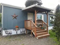 NW Retreat, Convenient 3 Block Walk to Main Street
