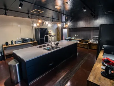 Himi Ryokan Takinoso 世界一のクリスマスツリー搬出地 주변 호텔