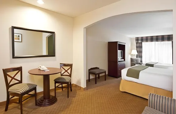 智選假日套房酒店阿森斯