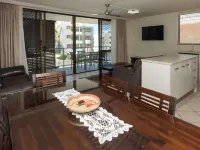 Merrima Court Holiday Apartments
