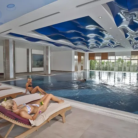 Crystal Waterworld Aqua Collection