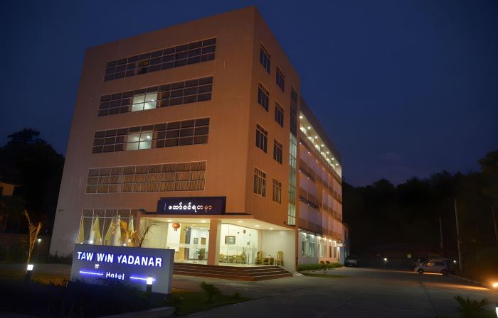 Taw Win Yadanar Hotel