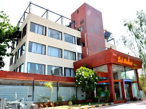 Hotel Malhar Palace