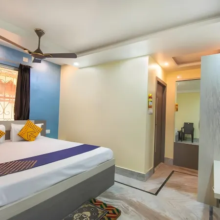 Rajeshwari Inn