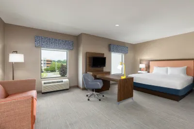 Hampton Inn & Suites Harrisburg/North Hotels in Progress