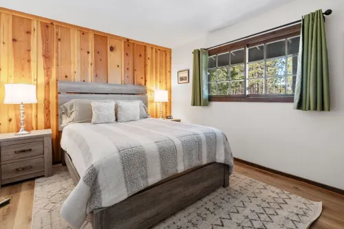 2BD/1B Apt Walking Distance to Snow Summit