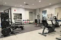 Divya Sutra Plaza and Conference Centre Calgary Airport - Gym