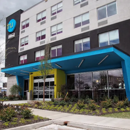 Tru by Hilton Oklahoma City Airport Отели в г. Оклахома-Сити