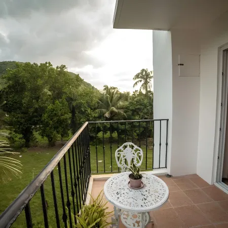 Bernardo's Lantia Hotel