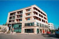 โซโฮมิดทาวน์โฮเทล