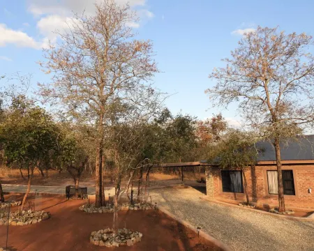 Immaculate 2-Bed Cottage in Marloth Park