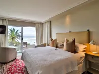 Hermanus Beachfront Lodge Hotels in Hermanus