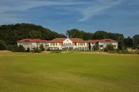 Castello Apartments Hotels in Adendorf