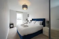 Serenity by the Water 3 bedroom London