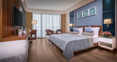 Baia Lara Hotel Отели рядом с достопримечательностью «Lara Beach»