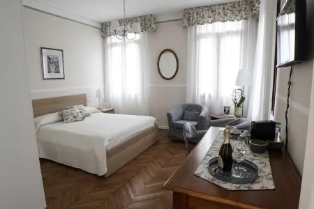 Prosecco Collalto Lodge