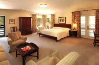 Arizona Inn Hotels in Tucson