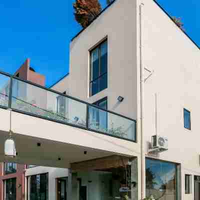 Beach & Bliss Mirissa Hotel Exterior