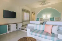 Iberostar Selection Bávaro Suites - Pools