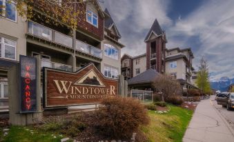 One Bedroom Suite with BBQ & Huge Patio