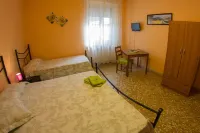 B&B Gate 52