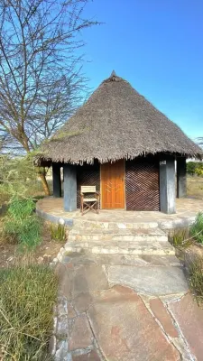 Explore Mara Camp - Homestays