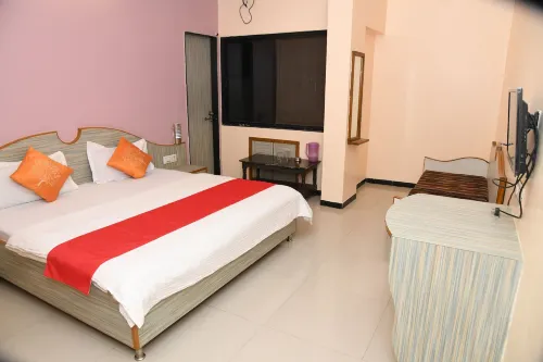 Hotel Durga Near Abu Road Railway Station I Mount Abu Hotels in Abu Road