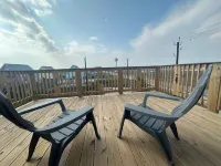 Charming brand-new 3-bedroom beach house in superb Surfside Beach