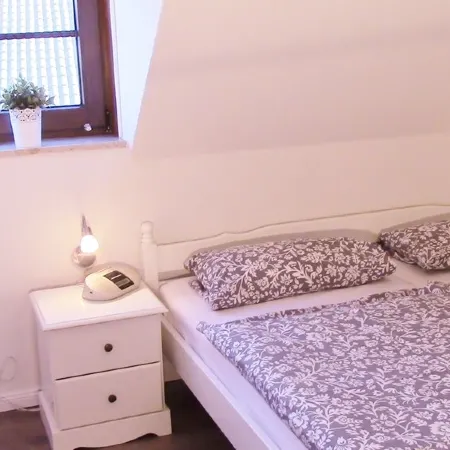 Holiday house, WiFi, close to the beach, max. 6 people, 80sqm, 3 bedrooms, barbecue area