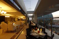 Cantonal Hotel by Warwick - breakfast