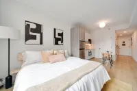 One Grove Hoteles cerca de Journal Square