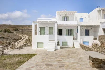 Ballos for 4 in Exomvourgo Hotels near Paralia Agios Romanos