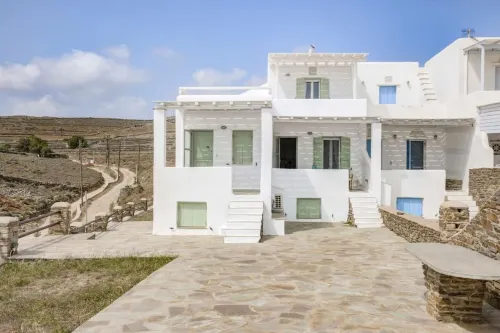 Ballos for 4 in Exomvourgo