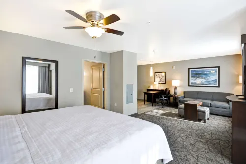 Homewood Suites by Hilton Las Vegas City Center - parking