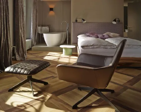 บูทีคโฮเทล ชลอสแบร์ก โรงแรมในธูน