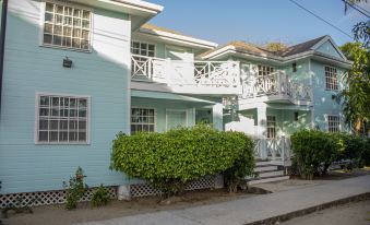 Easy Living Apartments