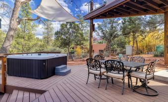 Cathedral View by Avantstay Pool Table + Hot Tub