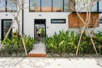Canggu 2Plex Managed by CPM Bali Hotels in Bali