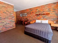 Town House Motor Inn فنادق في هورشام