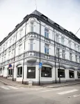 Henriks Hotell Hotels near Ibsenhuset