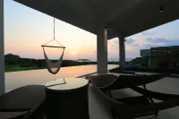Marinx Poolvilla Nakandakari