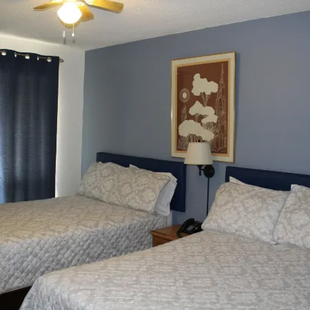 Two Rivers Motel
